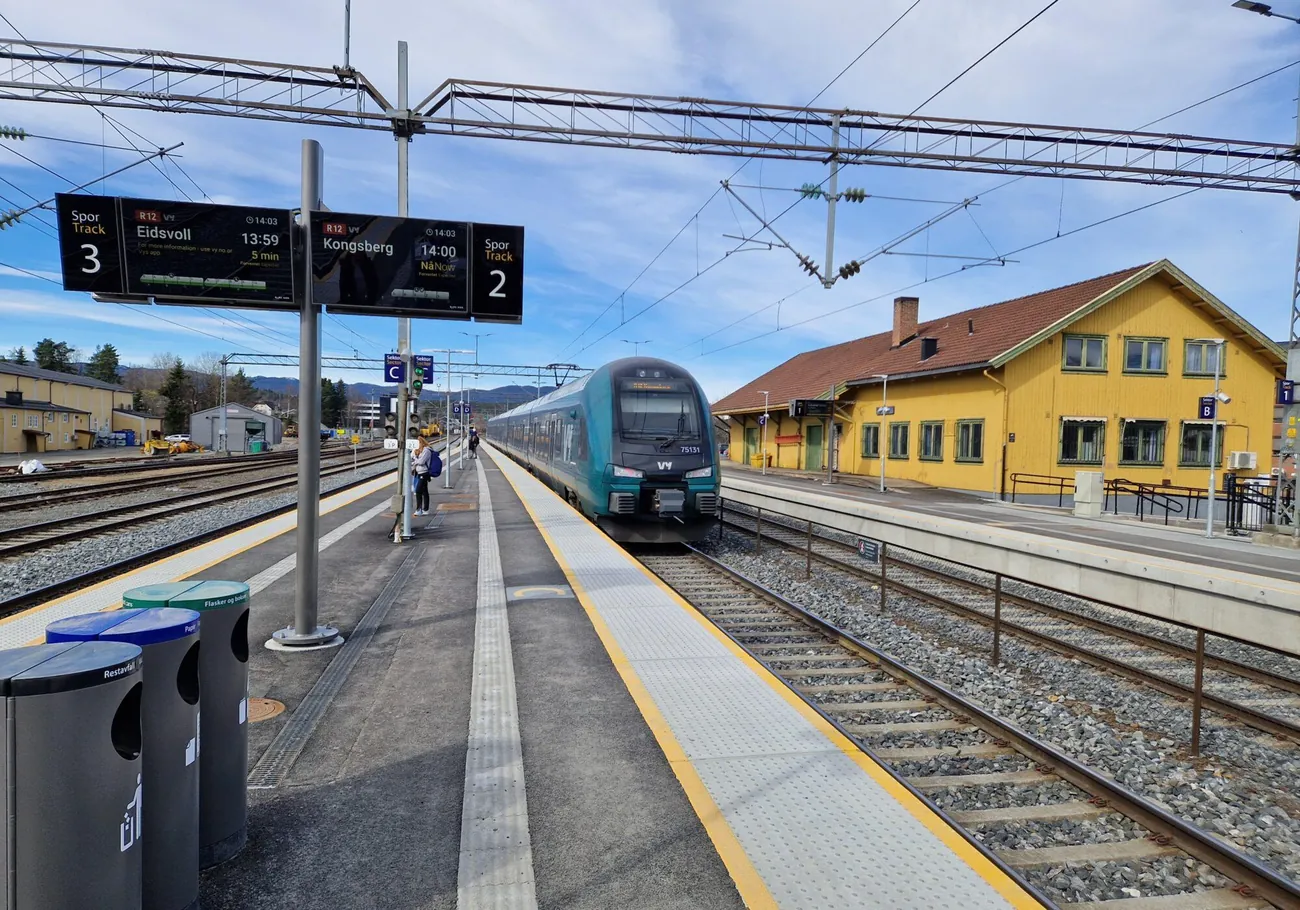 Hokksund stasjon — plattform og betongarbeider